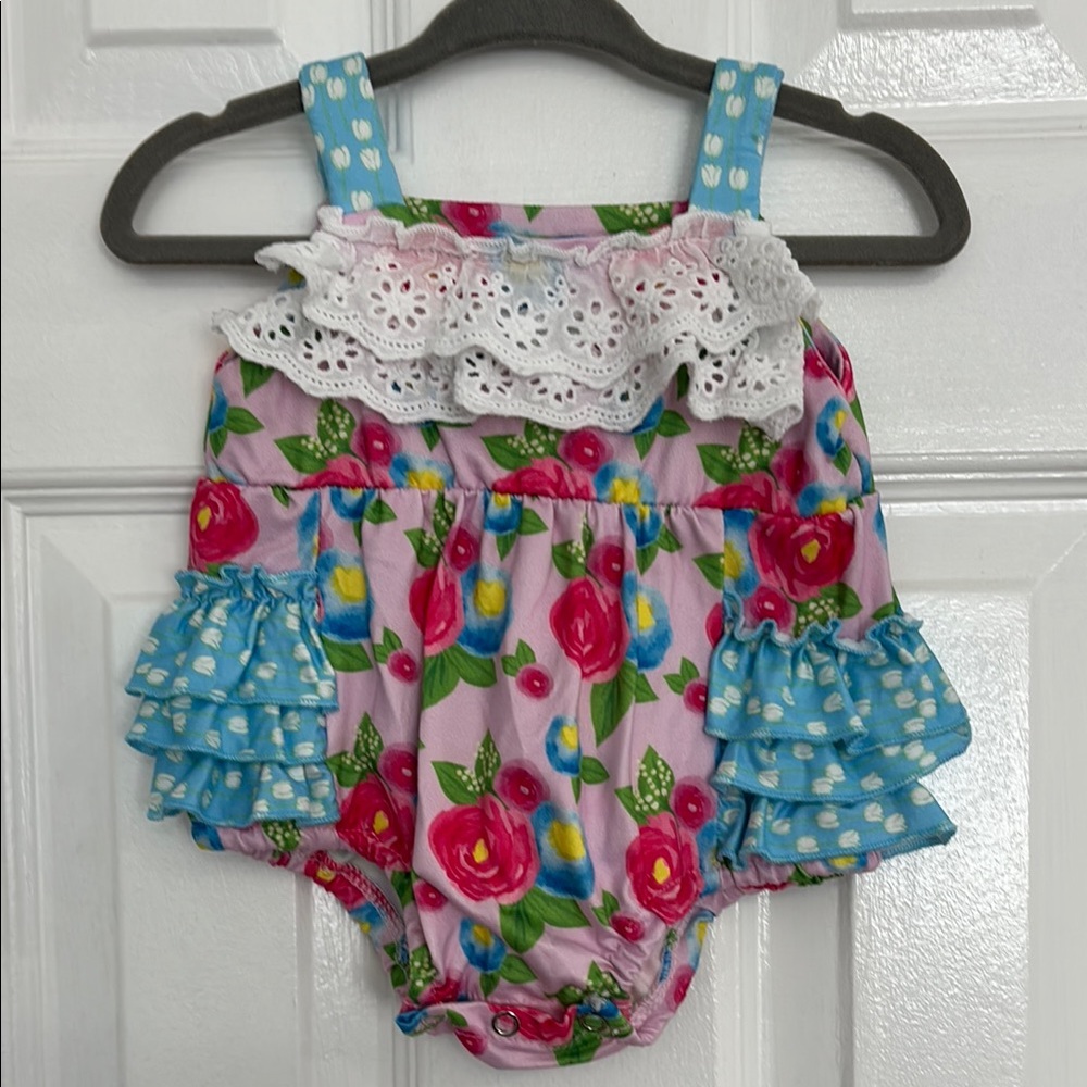 Floral Ruffle Baby Romper. Size 0-3 Months